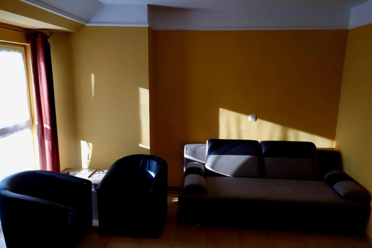 Az Idill Hotell Cserszegtomaj Exteriör bild