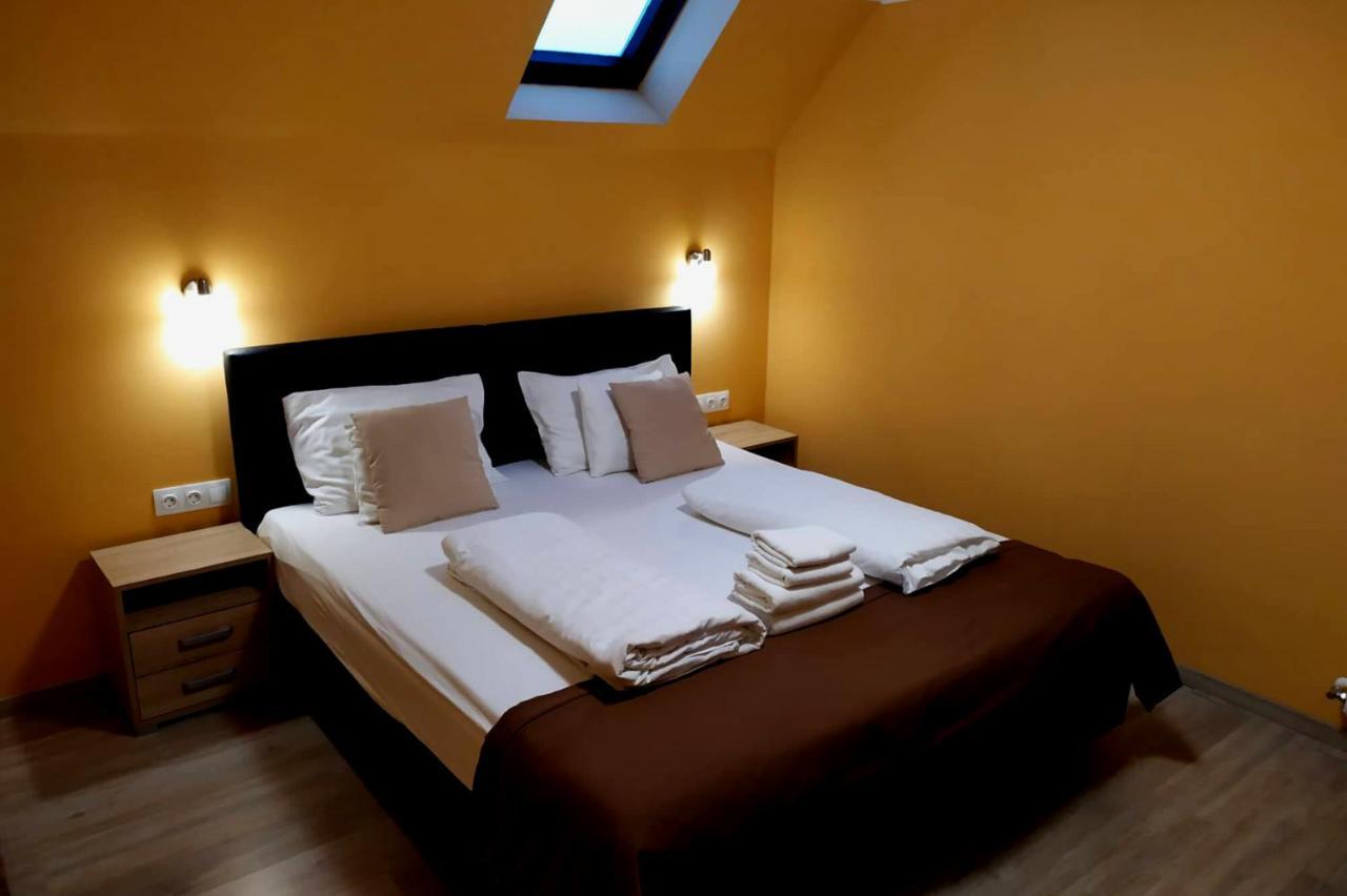 Az Idill Hotell Cserszegtomaj Exteriör bild